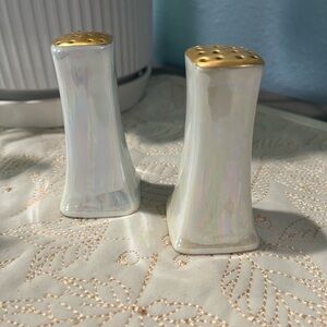 Vintage Japanese Lusterware Salt and Pepper Shakers Iridescent Color